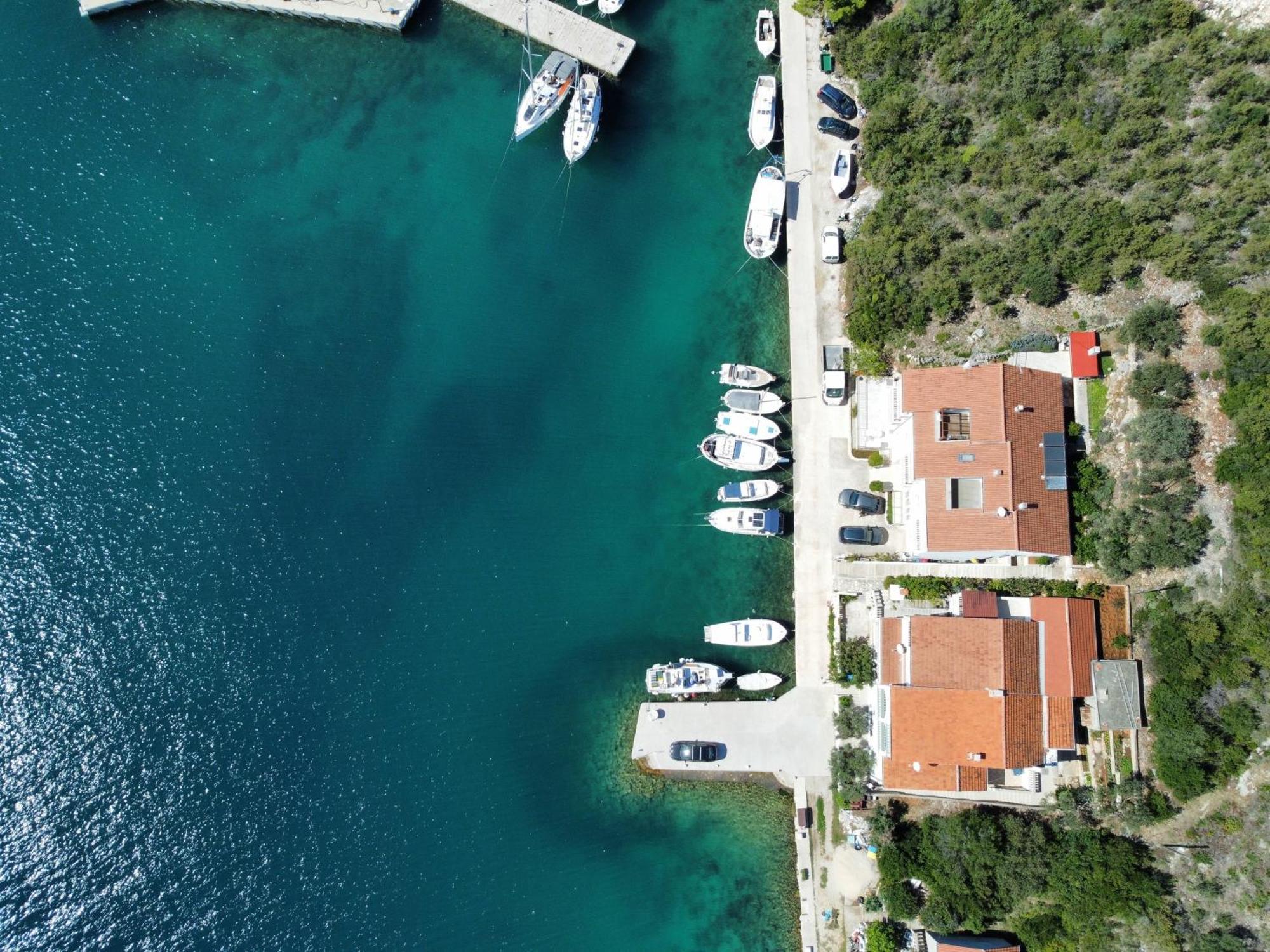 Apartments And Rooms By The Sea Zaglav, Dugi Otok - 8144 Sali Exterior photo